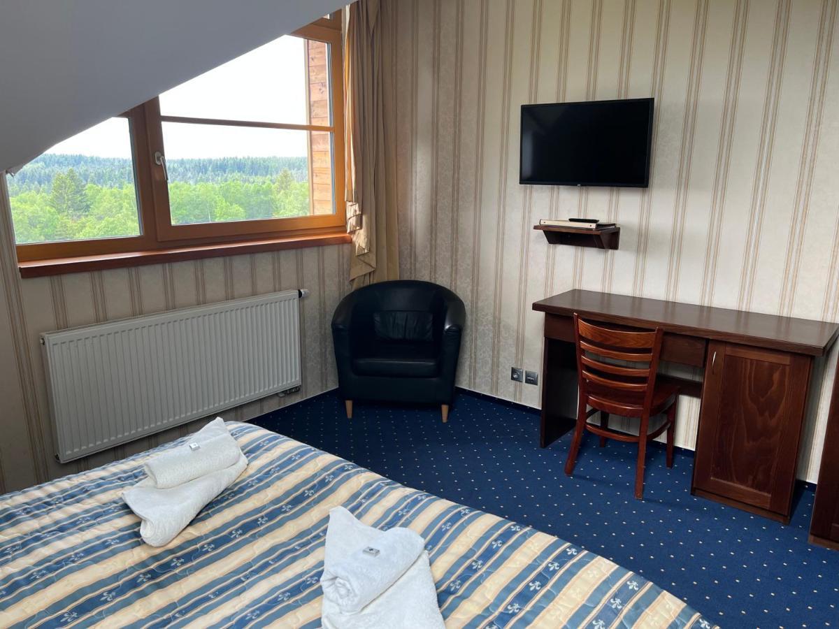 Hotel Krusnohorsky Dvur Cinovec Ngoại thất bức ảnh