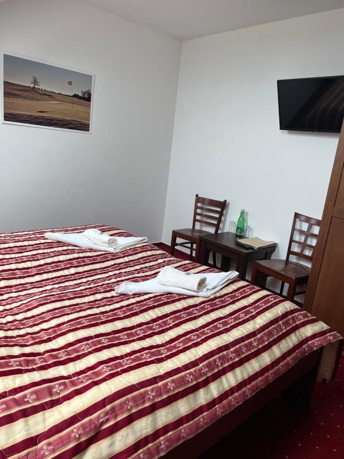 Hotel Krusnohorsky Dvur Cinovec Ngoại thất bức ảnh