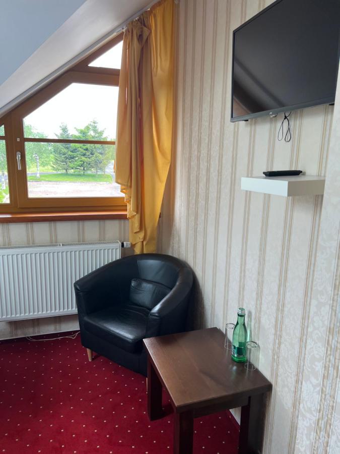 Hotel Krusnohorsky Dvur Cinovec Ngoại thất bức ảnh