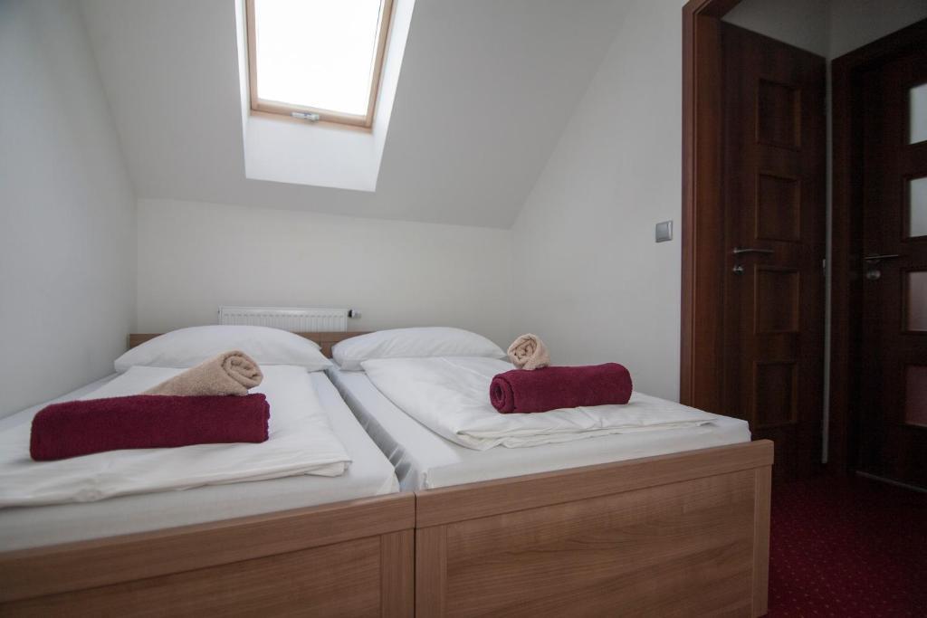 Hotel Krusnohorsky Dvur Cinovec Phòng bức ảnh