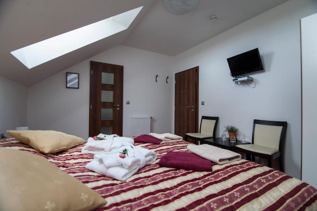 Hotel Krusnohorsky Dvur Cinovec Phòng bức ảnh