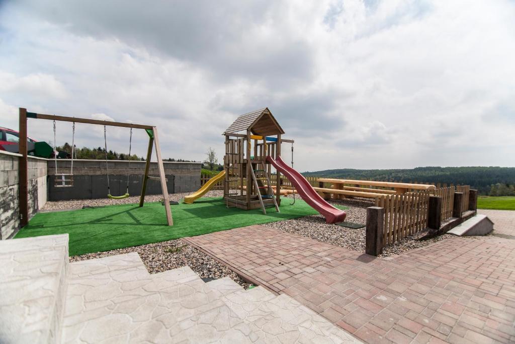 Hotel Krusnohorsky Dvur Cinovec Ngoại thất bức ảnh